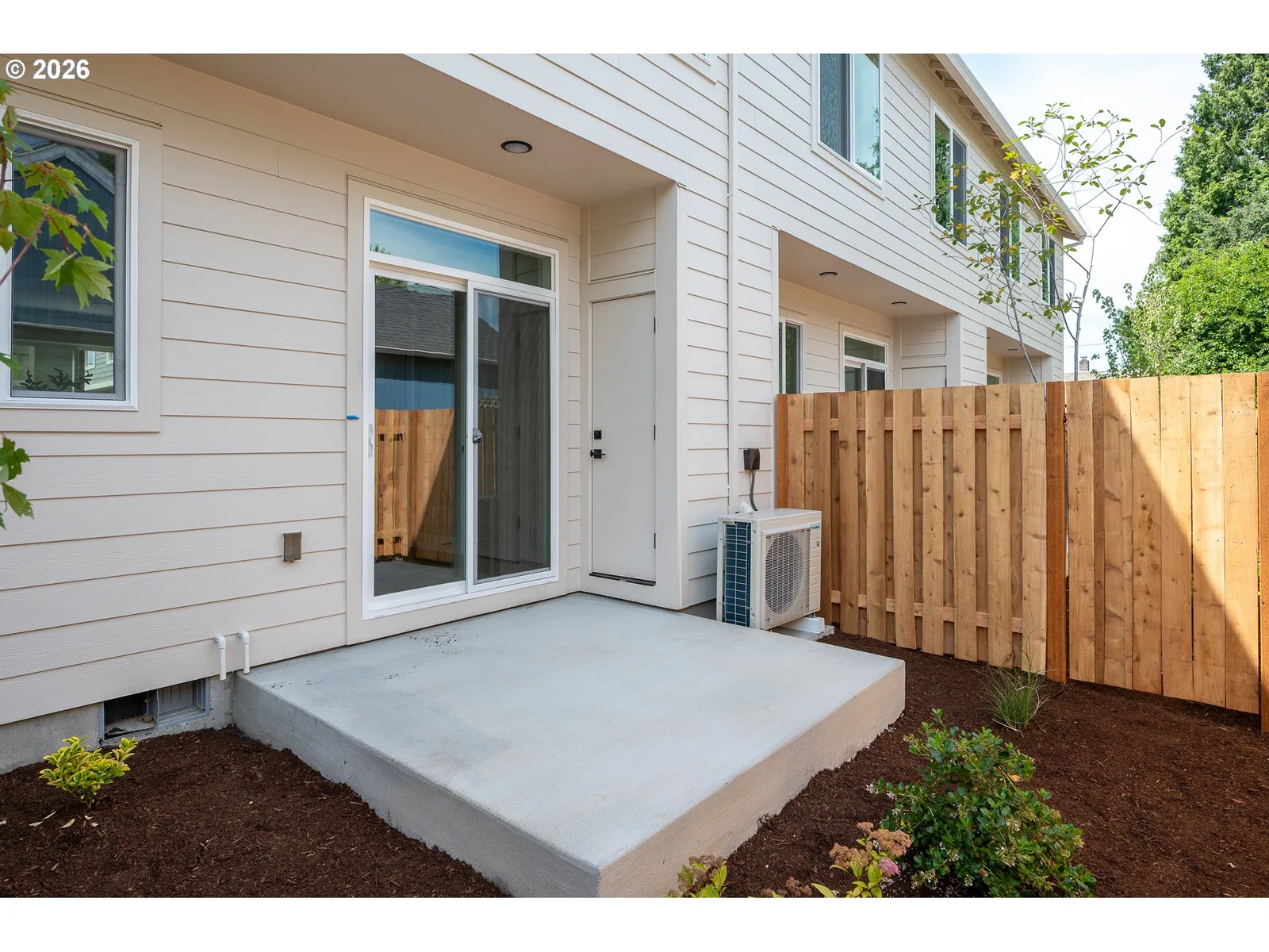 8427 NE Hassalo St, Portland, OR 97220 — photograph 34