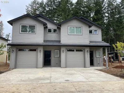 Home at 88558 Jameson Way, Veneta, OR 97487