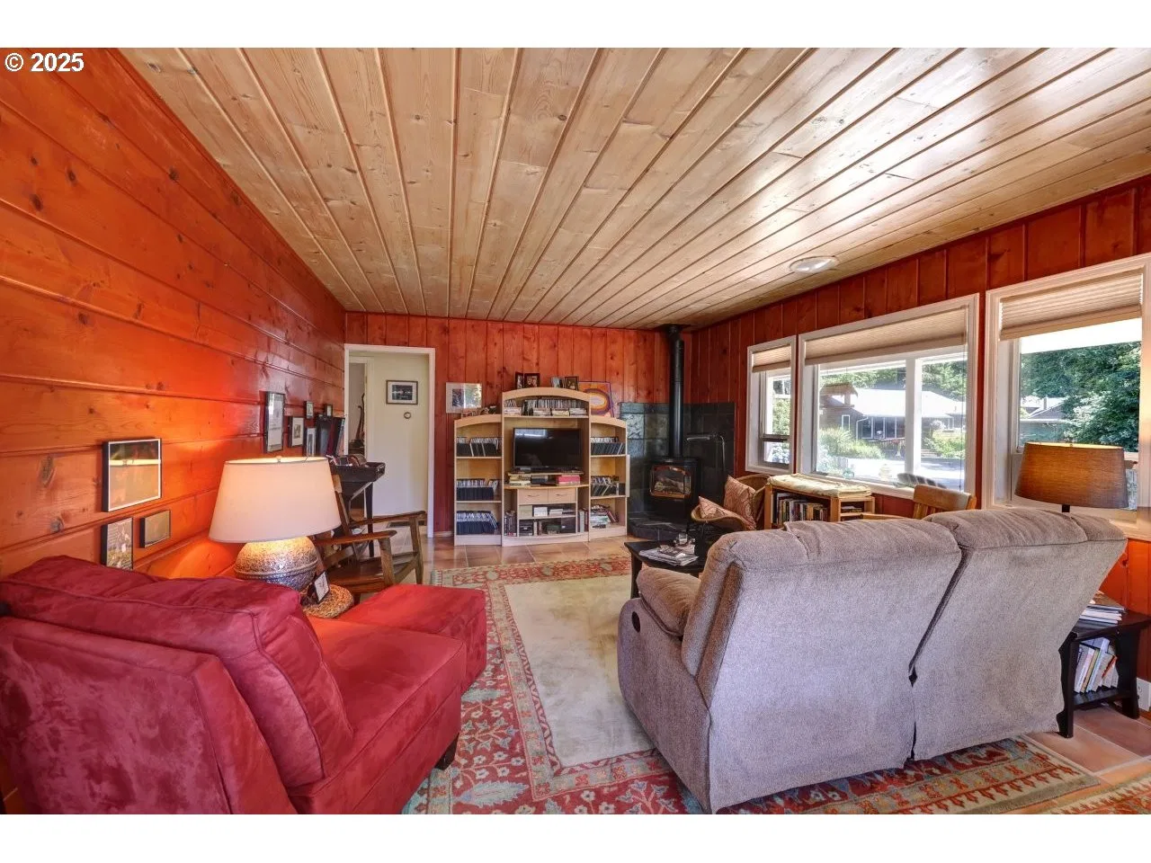 296 E Jackson St, Cannon Beach, OR 97110 — photograph 10