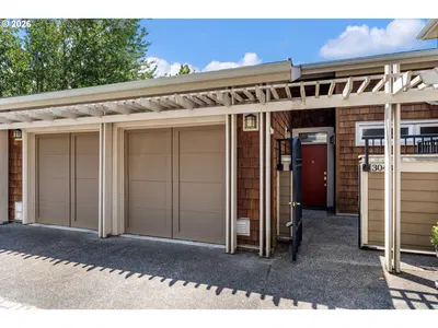 Condominium at 3043 NW Montara Loop, Portland, OR 97229 (Pending)