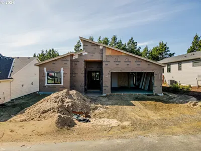Home at 525 Meadows Dr, Manzanita, OR 97130