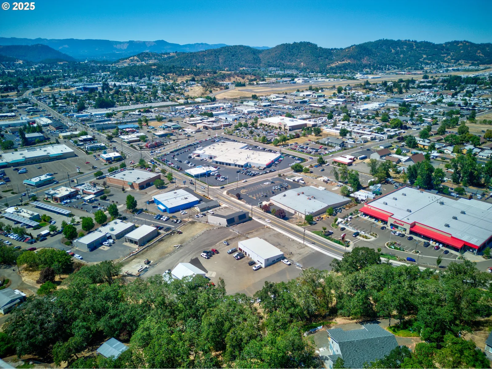 797 NE Garden Valley Blvd, Roseburg, OR 97470 — photograph 12