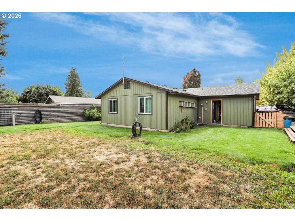 4054 Bartlett Dr, Hood River, OR 97031 — photograph 18