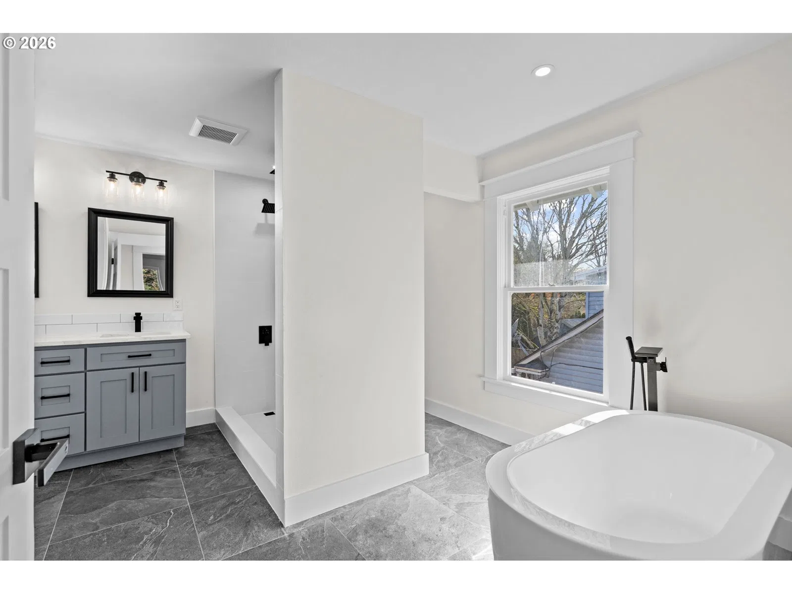 2136 N Webster St, Portland, OR 97217 — photograph 14