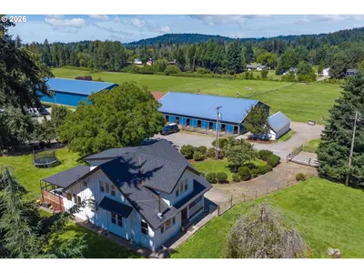 Home at 18606 NE 182nd Ave, Brush Prairie, Wa 98606