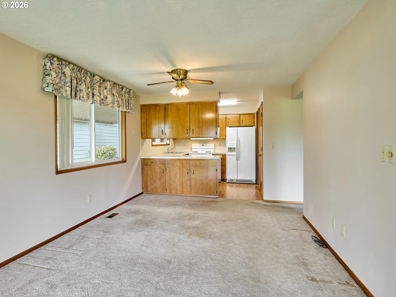 2056 King Way, Woodburn, OR 97071 — photograph 9