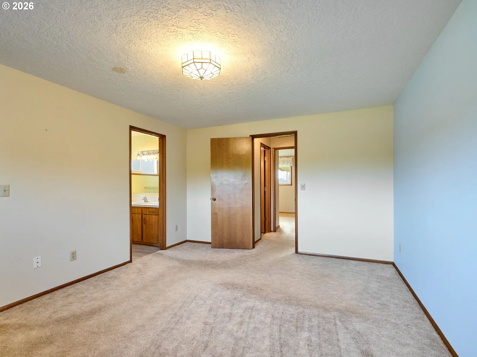 2056 King Way, Woodburn, OR 97071 — photograph 16