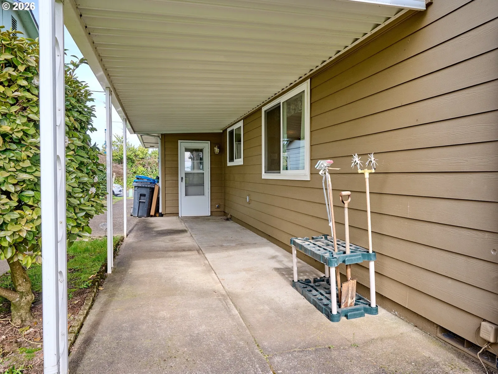 2056 King Way, Woodburn, OR 97071 — photograph 29
