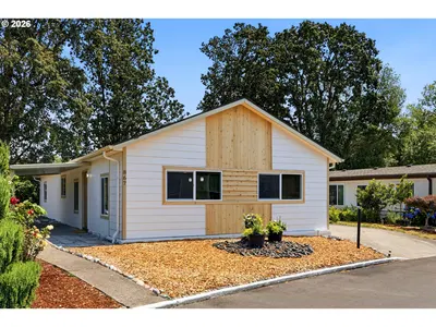 Home at 867 SW Liberty Bell Dr, Beaverton, OR 97006