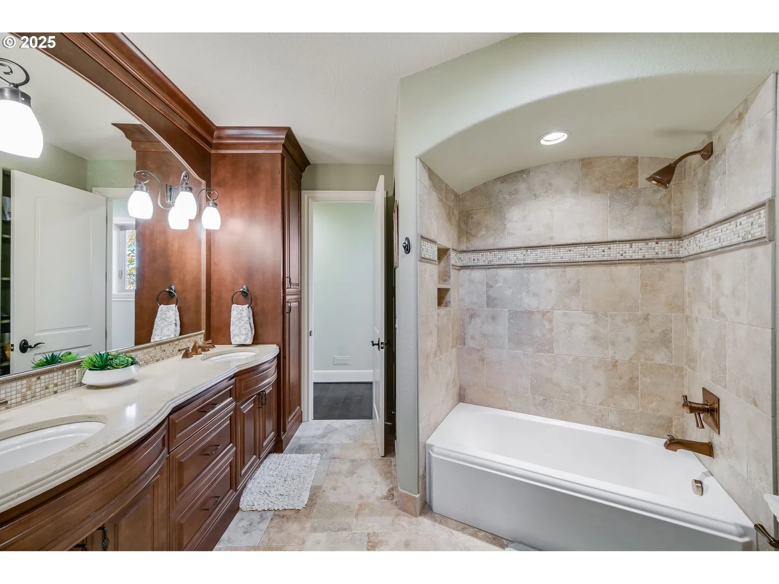 2348 NW Pinnacle Dr, Portland, OR 97229 — photograph 32