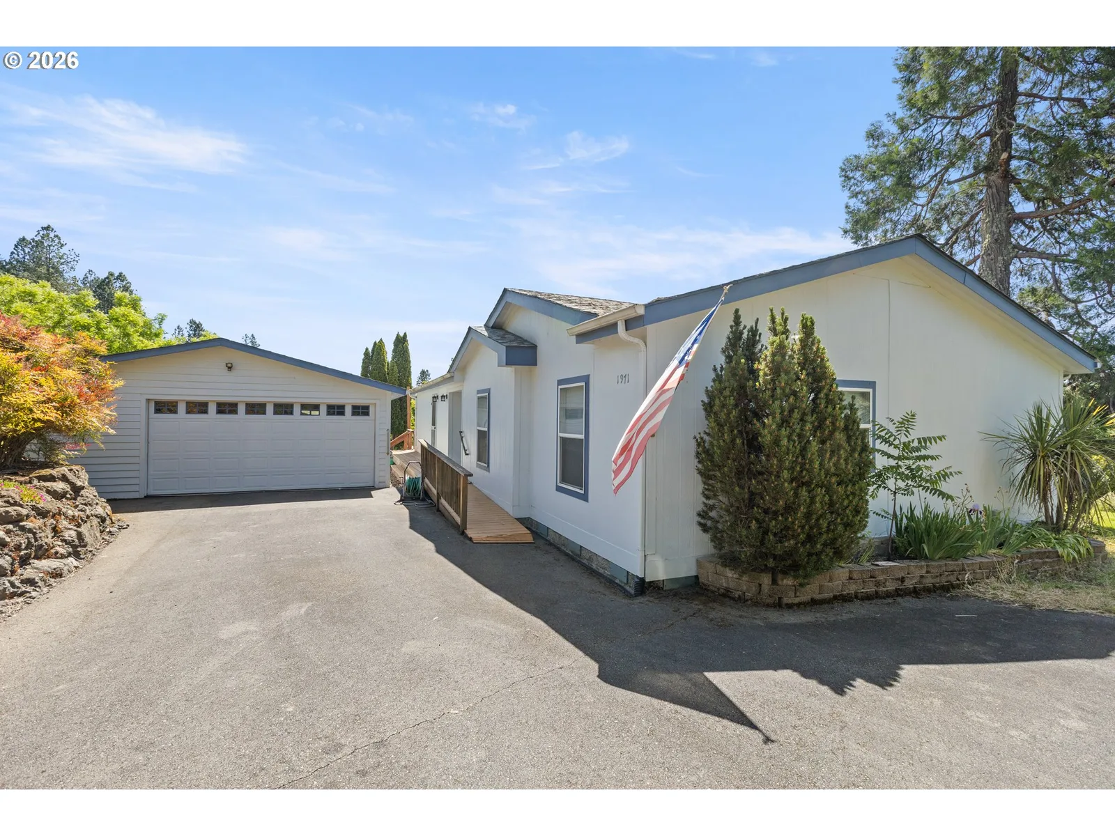 1971 E Sixth Ave, Sutherlin, OR 97479 — photograph 6