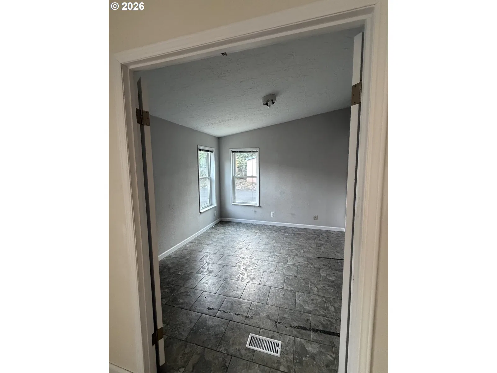 13451 SE Raymond St, Portland, OR 97236 — photograph 18