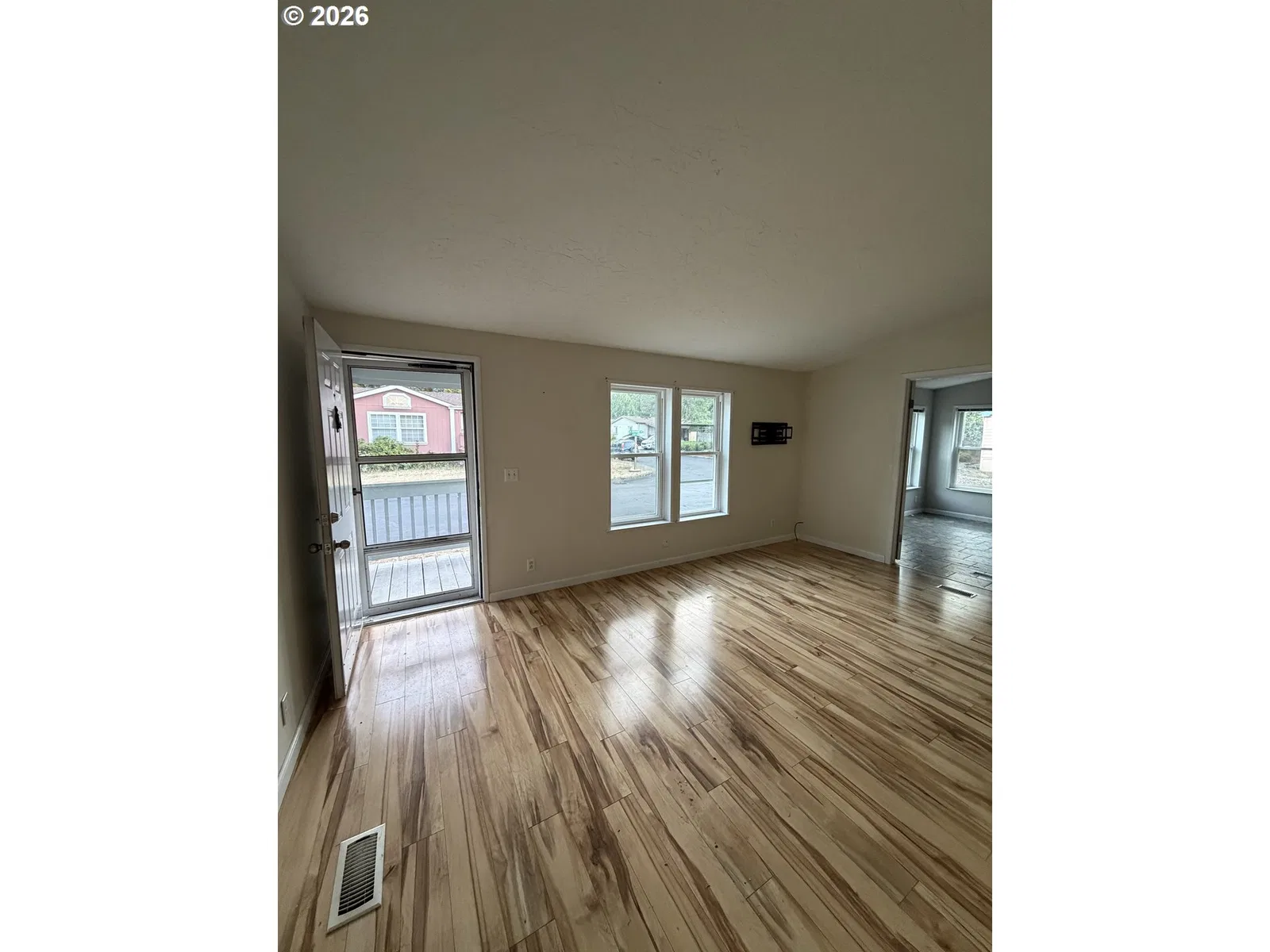 13451 SE Raymond St, Portland, OR 97236 — photograph 7