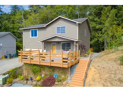 121 Ridgeview Pl, Wheeler, OR 97147 — photograph 1