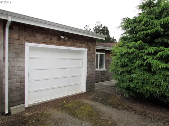 35545 Schooner Way, Manzanita, OR 97130 — photograph 17