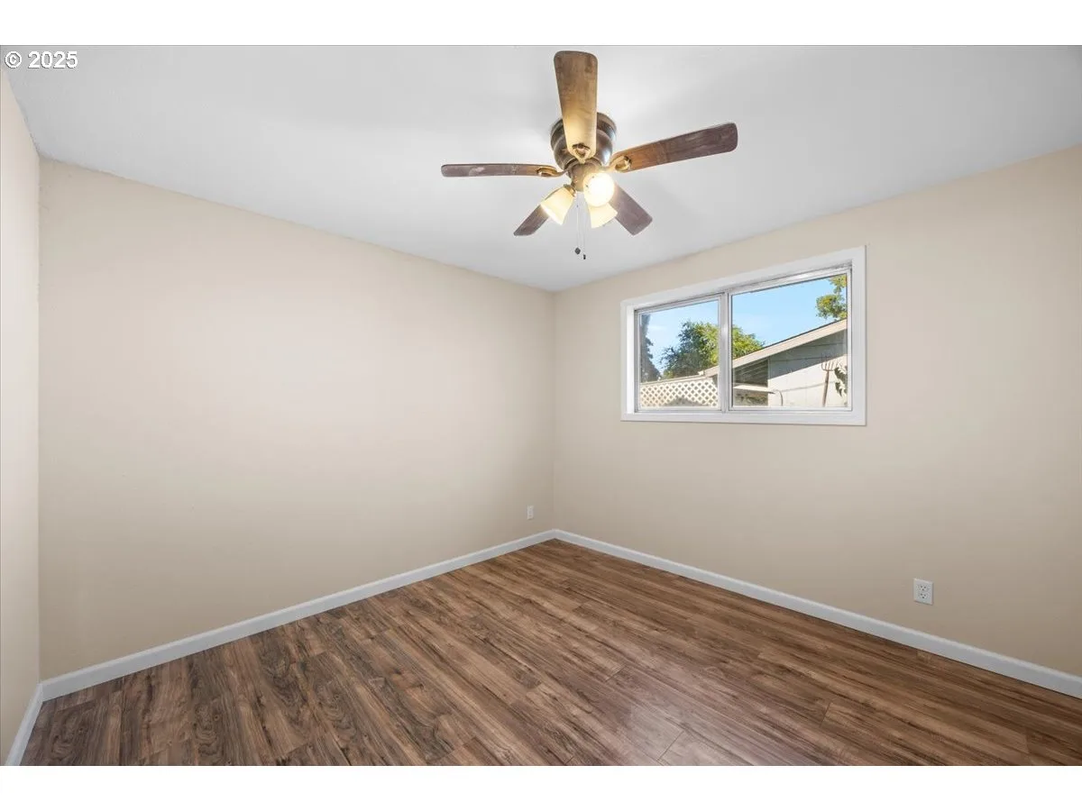 1564 NW Spray Ct, Roseburg, OR 97471 — photograph 16