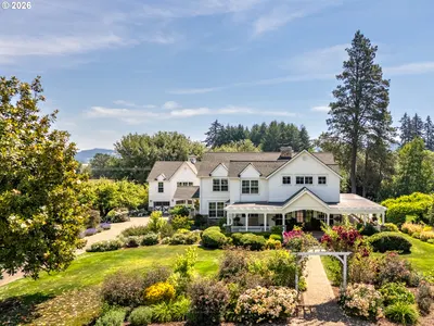 Home at 21200 SE Old Bethel Rd, Amity, OR 97101