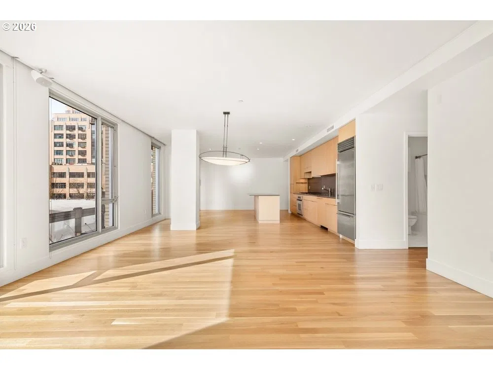 937 NW Glisan St 337, Portland, OR 97209 — photograph 14