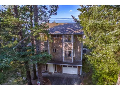818 Cherry Cir, Manzanita, OR 97130 — photograph 1