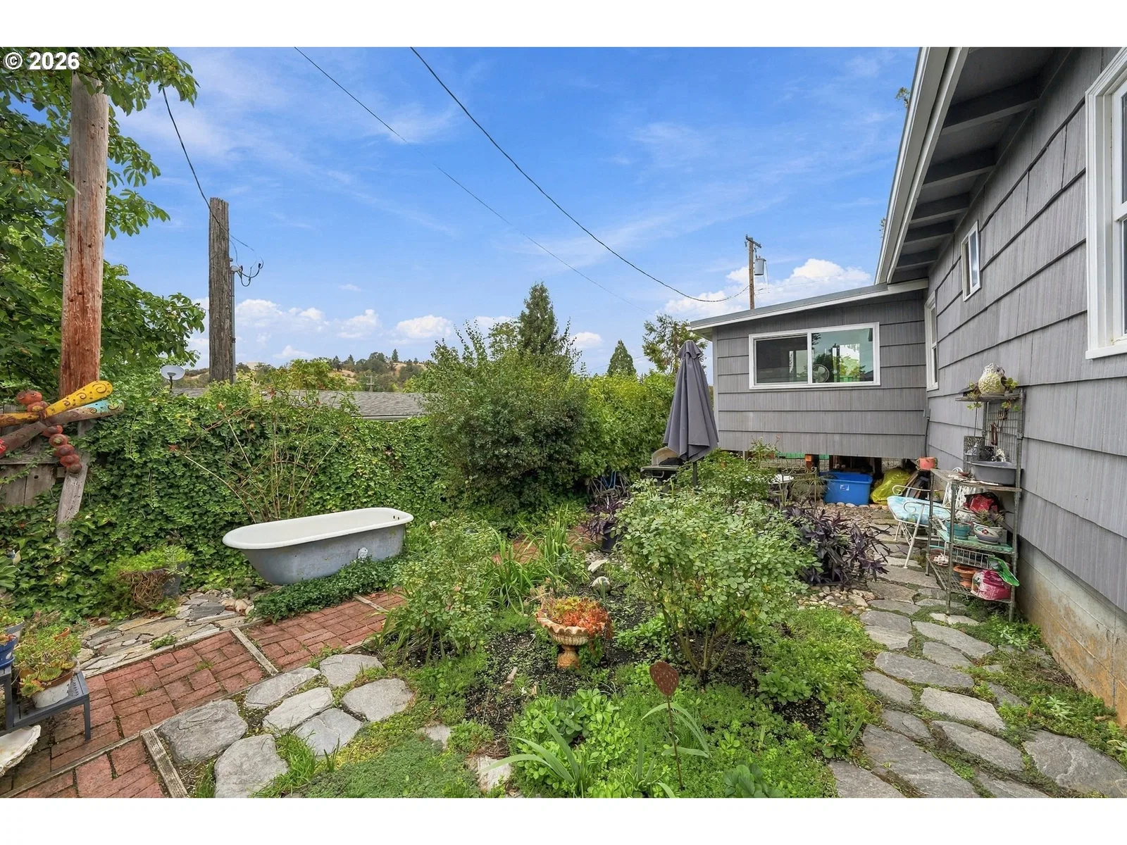 729 NE Locust St, Oakland, OR 97462 — photograph 26