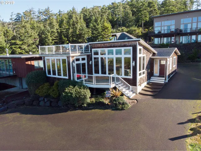 1065 Hillsdale St, Oceanside, OR 97134 — photograph 4
