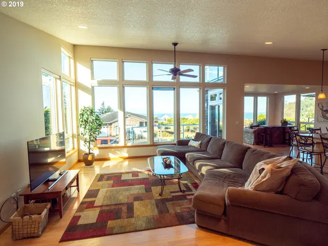 1065 Hillsdale St, Oceanside, OR 97134 — photograph 8