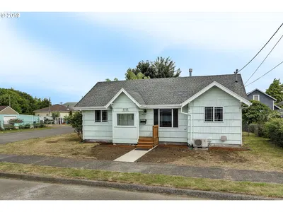 1602 2nd St, Tillamook, OR 97141 — photograph 1