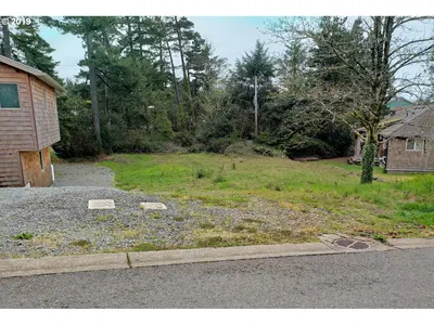 Laurel Ave 9, Manzanita, OR 97130 — photograph 1