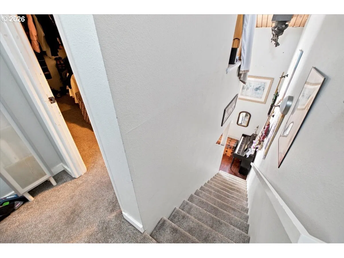 4620 Lower Dr, Lake Oswego, OR 97035 — photograph 9