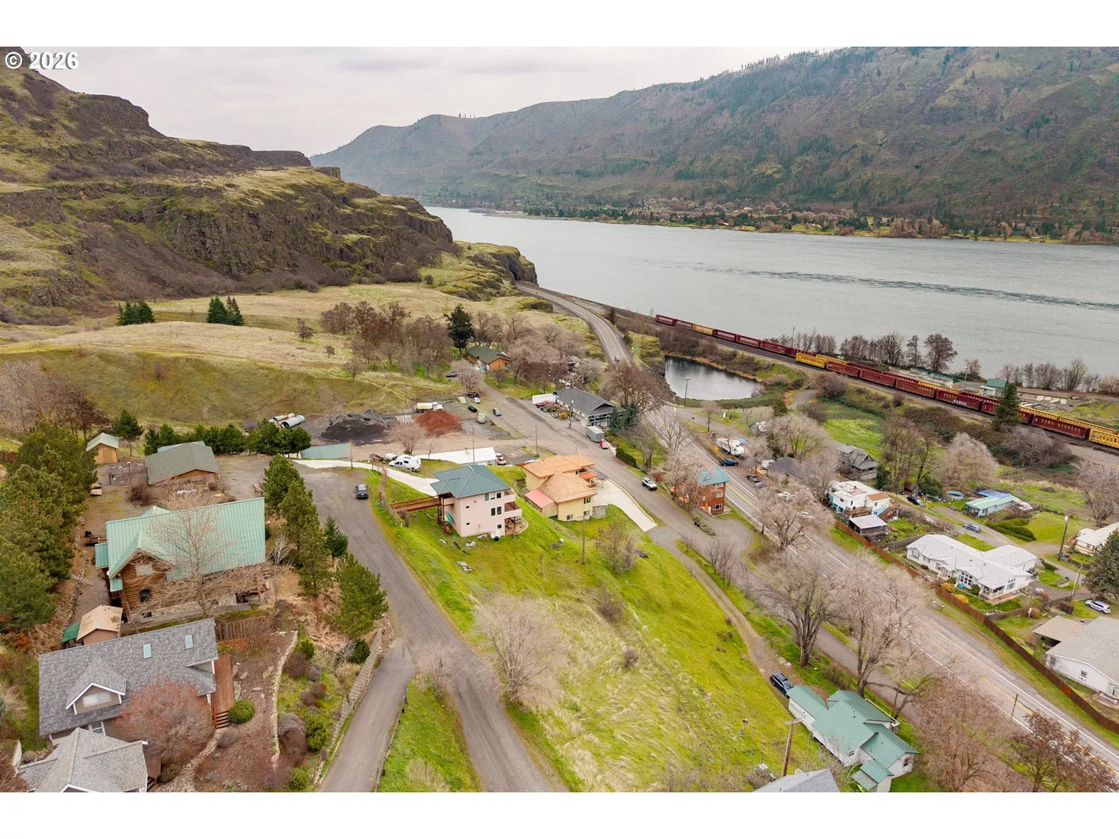 812 Klickitat St, Lyle, Wa 98635 — photograph 6