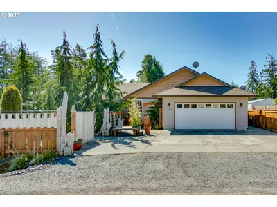11433 Evergreen Way, Nehalem, OR 97131 — photograph 1