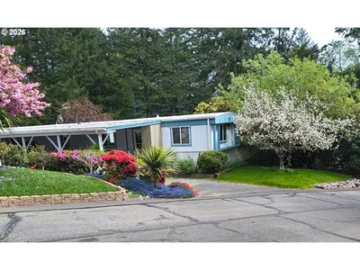 Home at 98825 Pleasant Hill Dr 15, Brookings, OR 97415