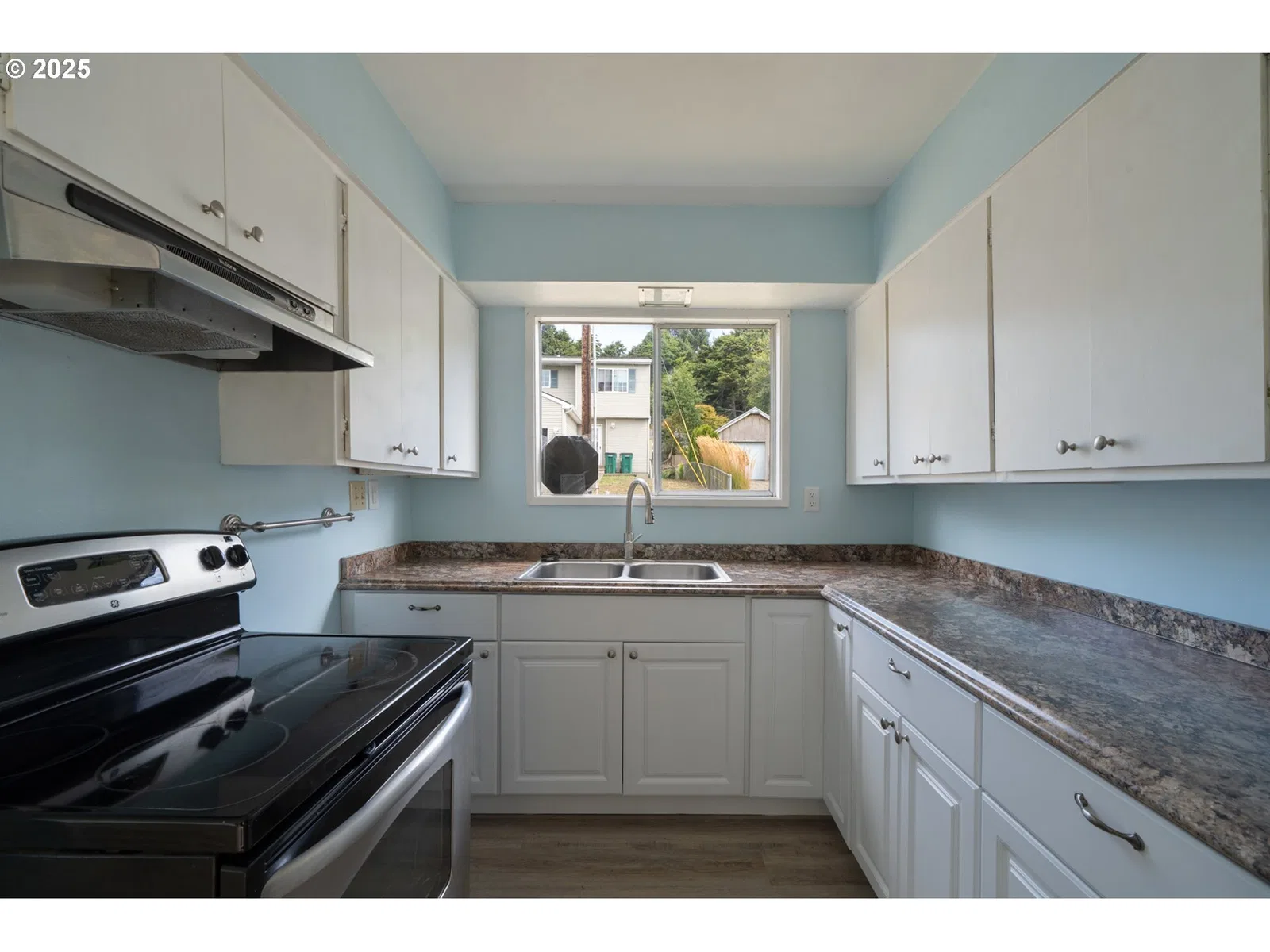 247 S Dolphin St, Rockaway Beach, OR 97136 — photograph 8