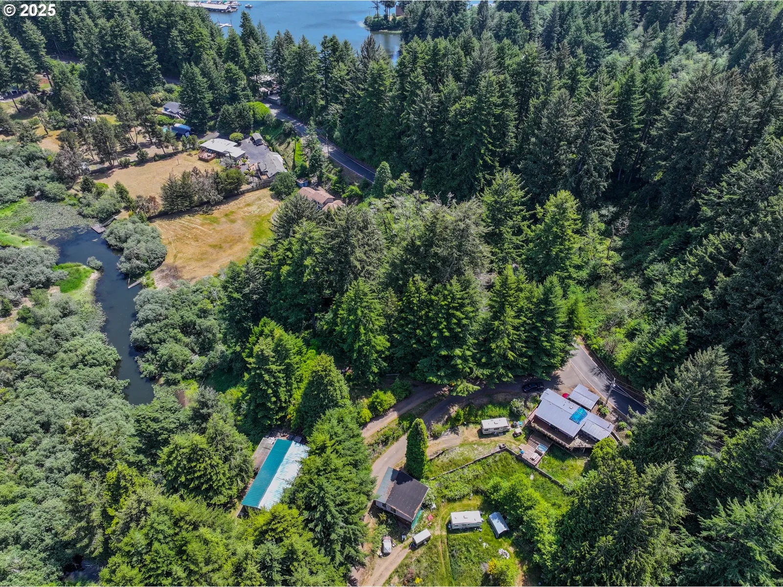 620 Hilltop Dr 01107, Lakeside, OR 97449 — photograph 13
