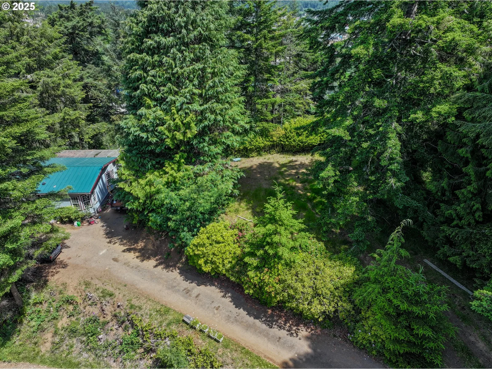 620 Hilltop Dr 01107, Lakeside, OR 97449 — photograph 14
