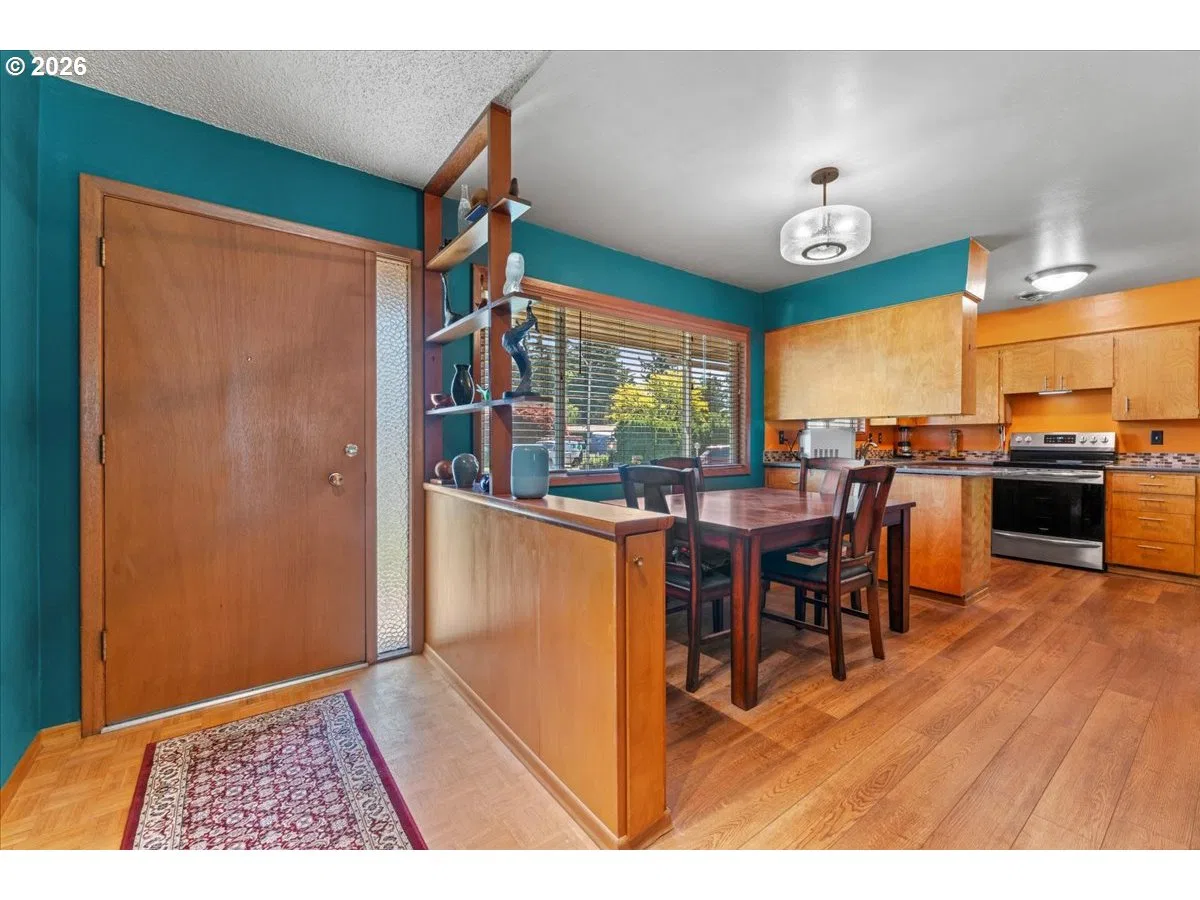 10910 SE Pardee St, Portland, OR 97266 — photograph 12