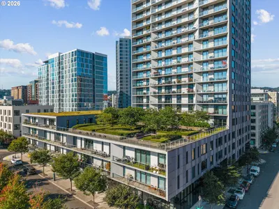 Condominium at 1150 NW Quimby St 326, Portland, OR 97209