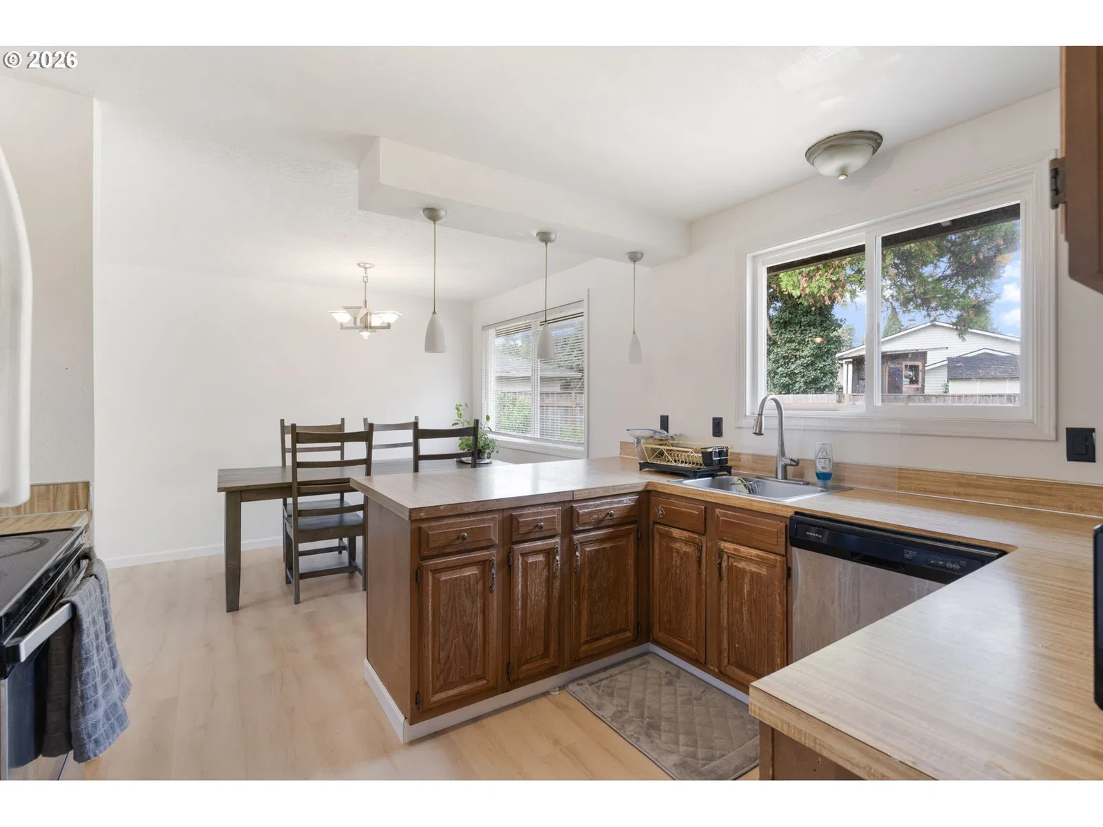 631 SE 215th Ave, Gresham, OR 97030 — photograph 17