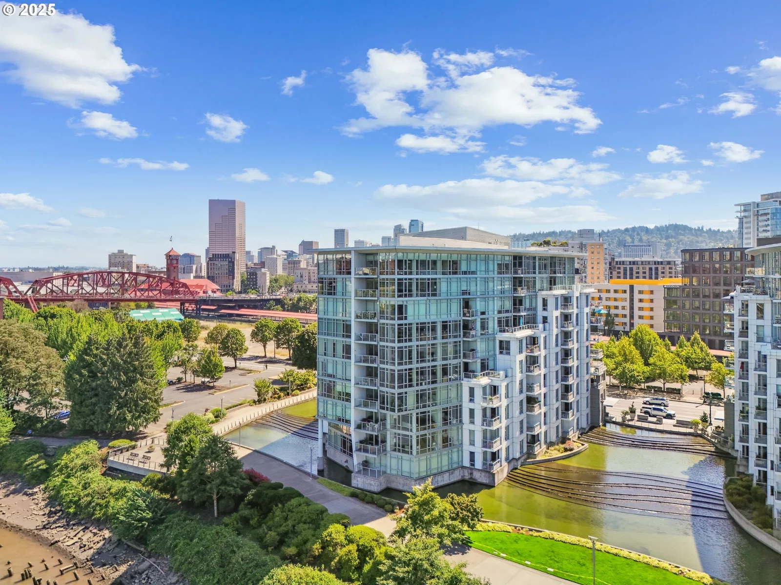 1260 NW Naito Pkwy 1003, Portland, OR 97209 — photograph 25