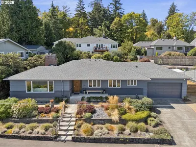 Home at 7955 SW 4th Ave, Portland, OR 97219 (Pending)