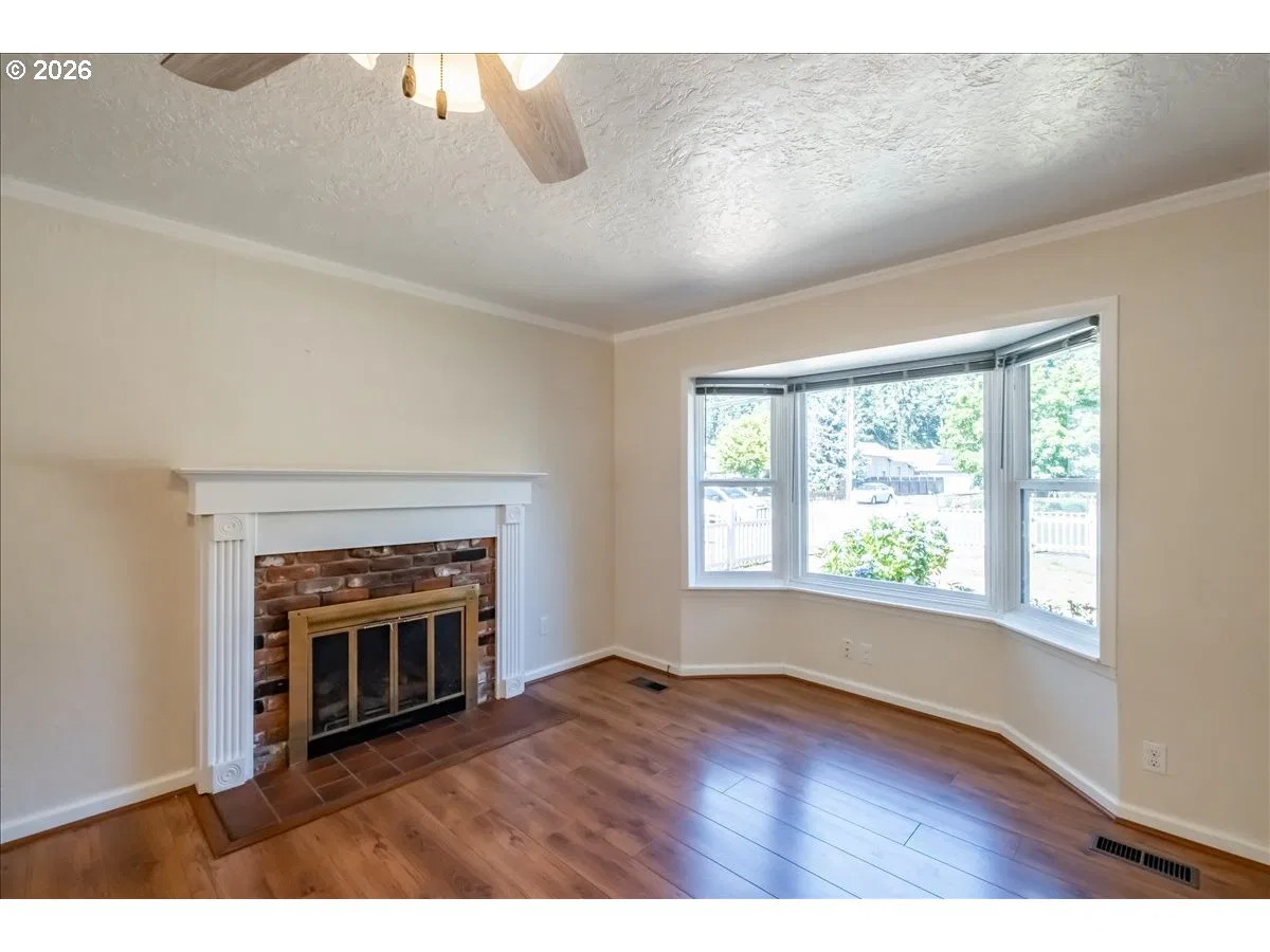 1012 S Water St, Silverton, OR 97381 — photograph 9