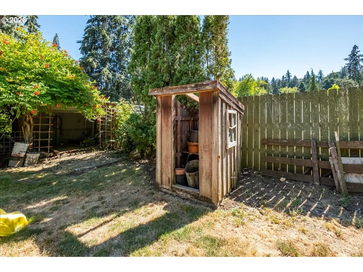 1012 S Water St, Silverton, OR 97381 — photograph 41