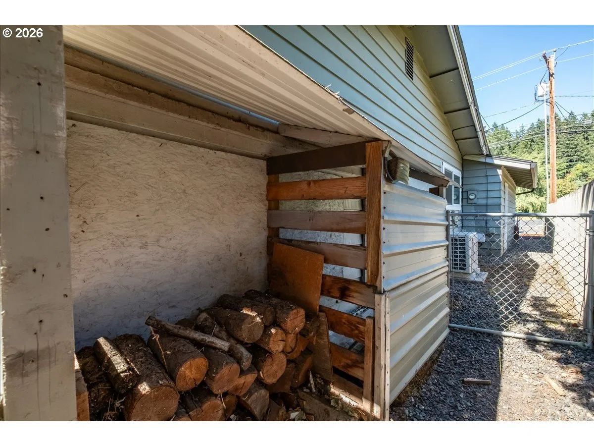 1012 S Water St, Silverton, OR 97381 — photograph 44