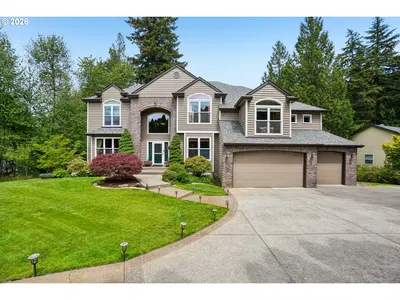 Home at 1488 SW 17th Ct, Gresham, OR 97080