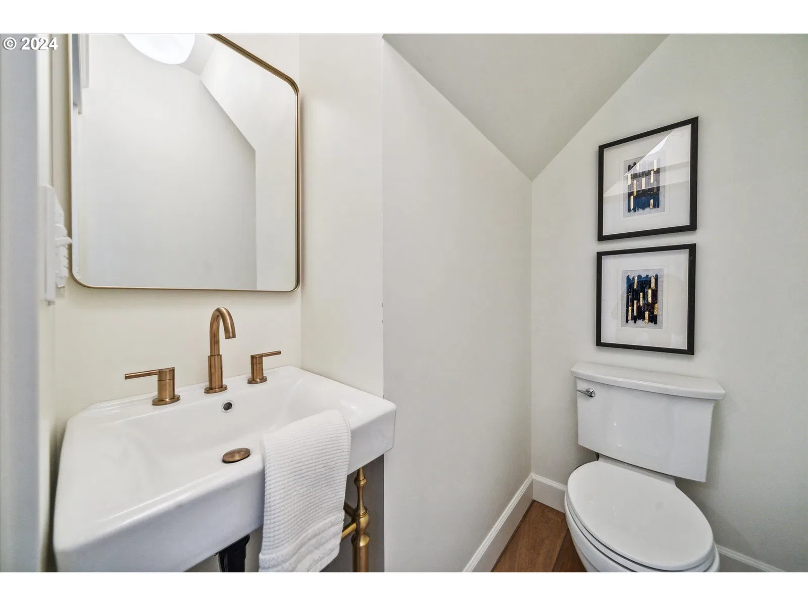 2458 SE Cora St, Portland, OR 97202 — photograph 10