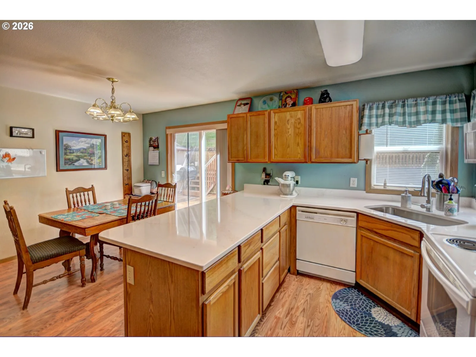 421 Elk Creek Rd, Cannon Beach, OR 97110 — photograph 8