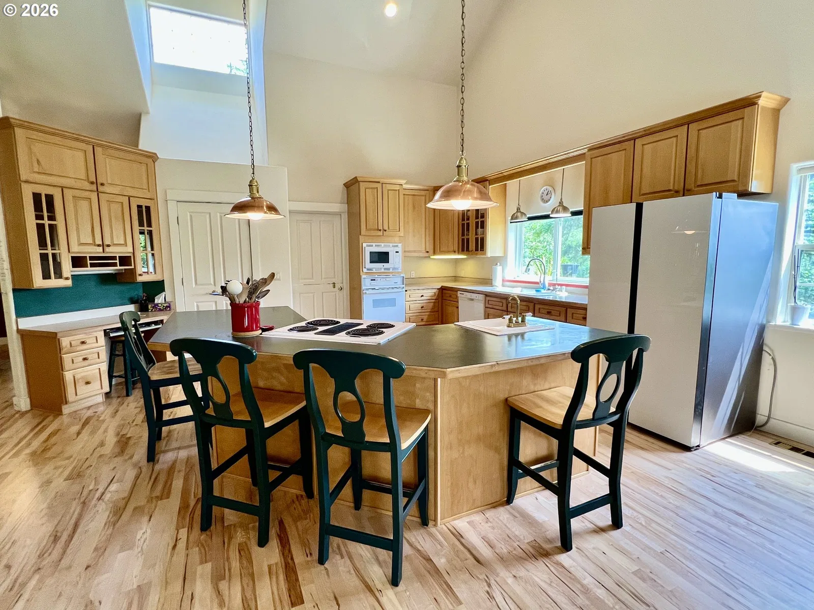 28544 Crow Rd, Eugene, OR 97402 — photograph 9