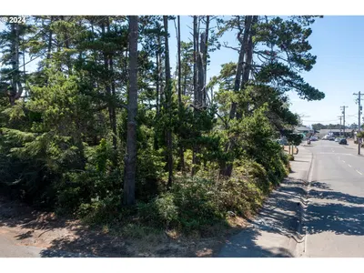 Land at Laneda at 4th Place, Manzanita, OR 97130