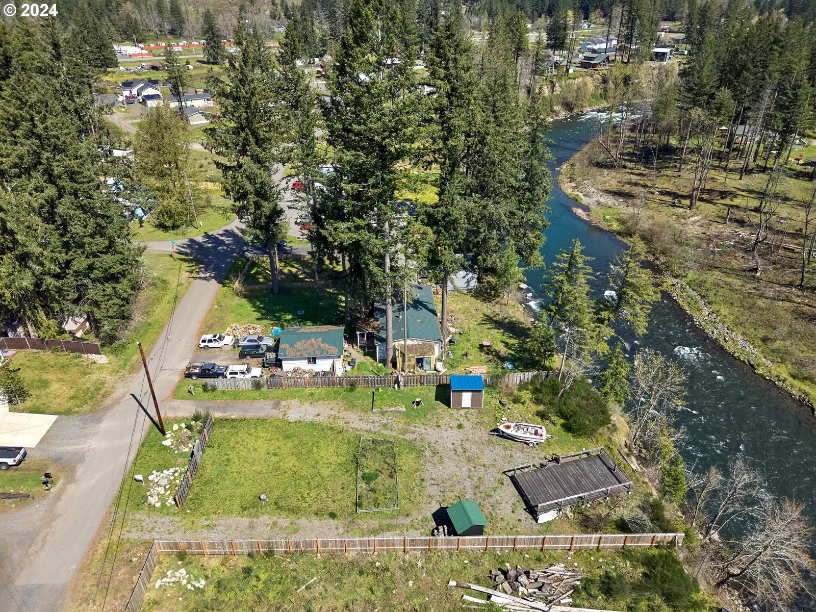 231 Dogwood Dr, Gates, OR 97346 — photograph 16