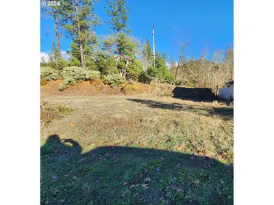 Land at 221 Cedar Ridge Dr, Cave Junction, OR 97523